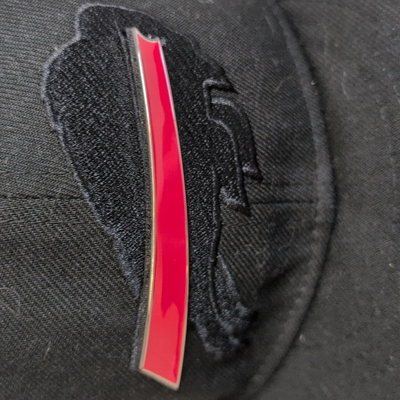 New Era 9Fifty Buffalo Bills Black with Red Metal Swoosh OSFM Baseball Cap EUC - Picture 2 of 6
